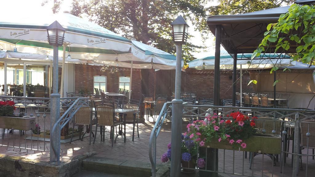 Hotel Restaurant Am Pfauenhof Quakenbrück Exterior foto