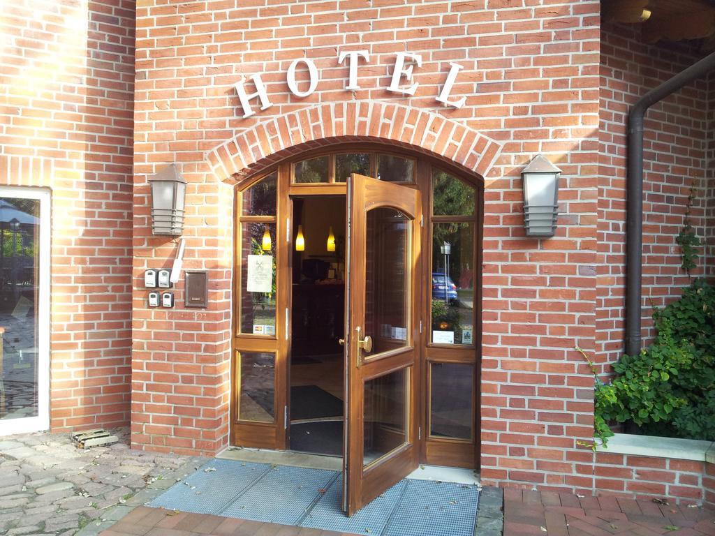 Hotel Restaurant Am Pfauenhof Quakenbrück Exterior foto